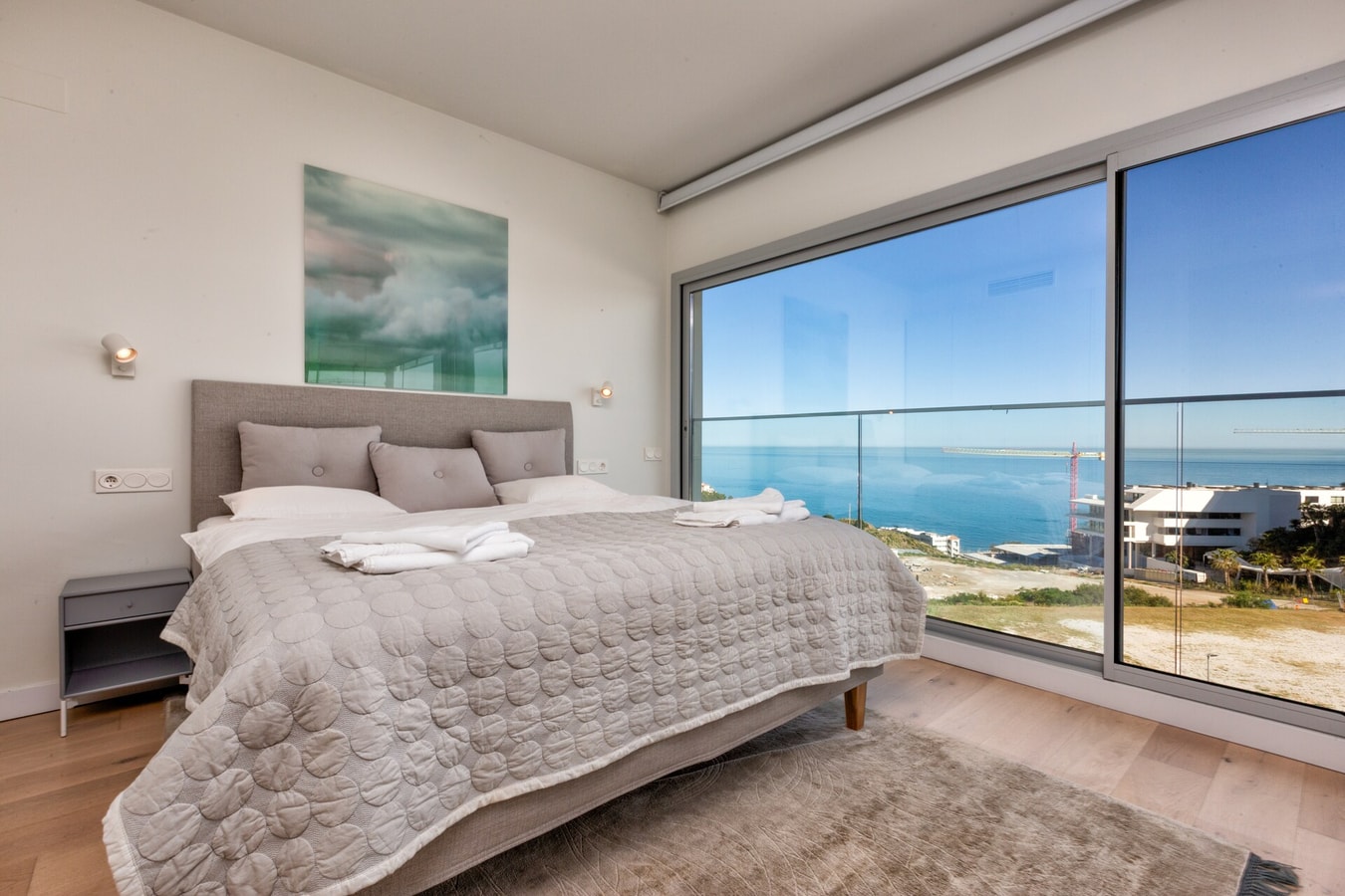 Peninsula · Peninsula / Terrace / Private parking / Pool 2 LYX homes