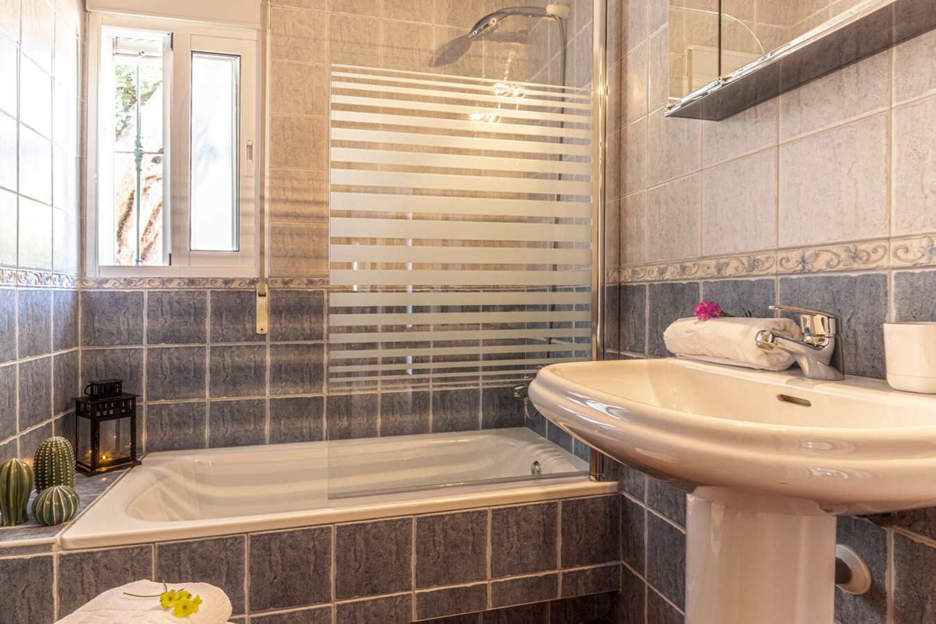 CASA SUEÑO · Casa Sueño - Lovely home with private pool, BBQ... 48 LYX homes