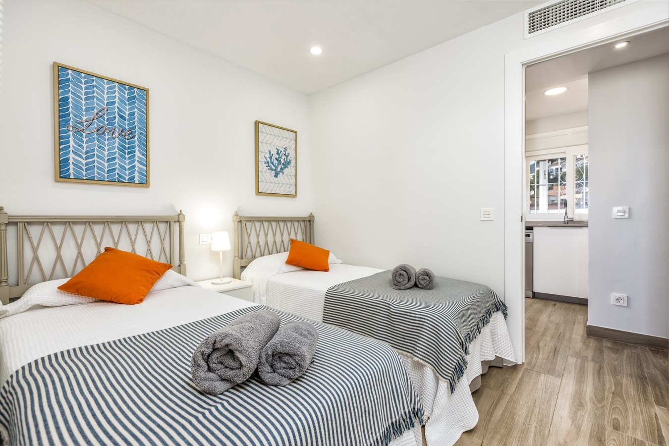 Promosol - Frontline fully renovated with terrace 18 LYX homes