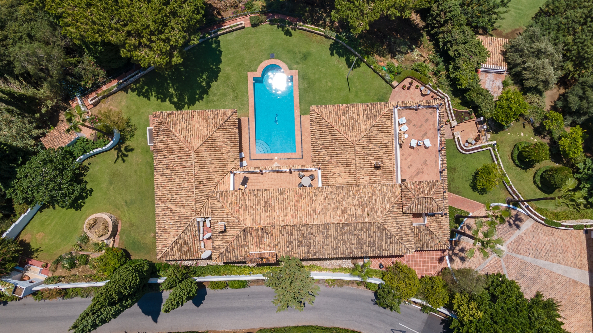 Hacienda El Cazador 5 LYX homes