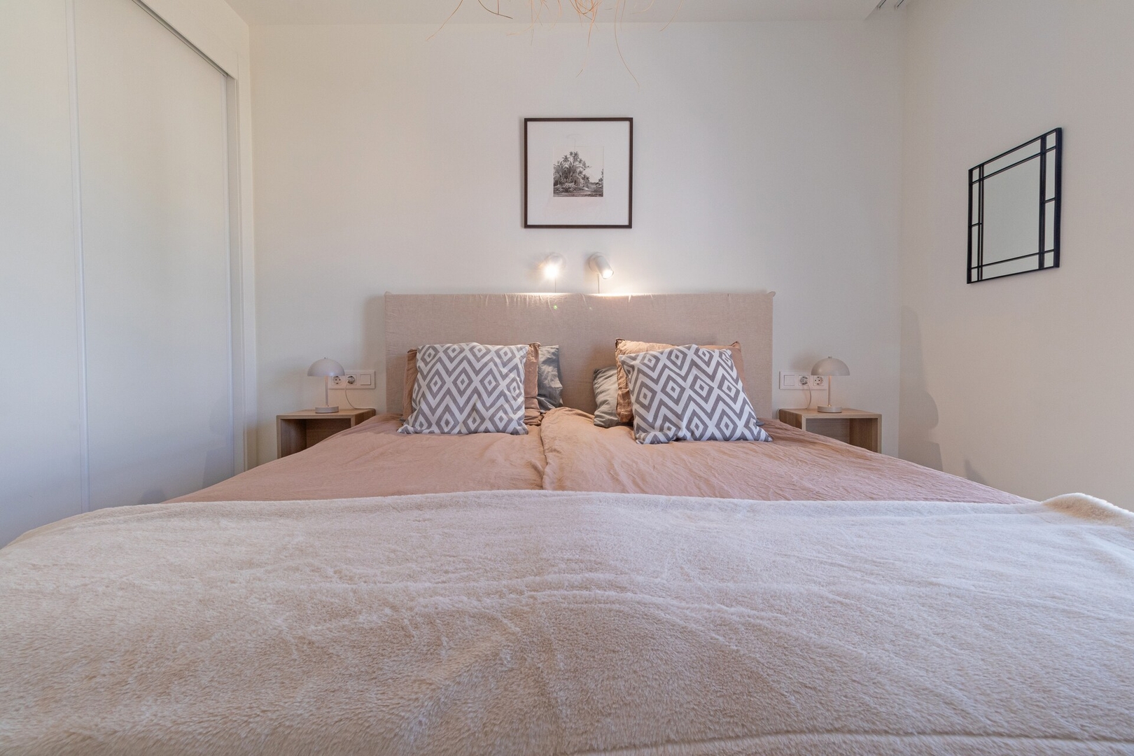 One Heights with panoramic views & shared pool 18 LYX homes