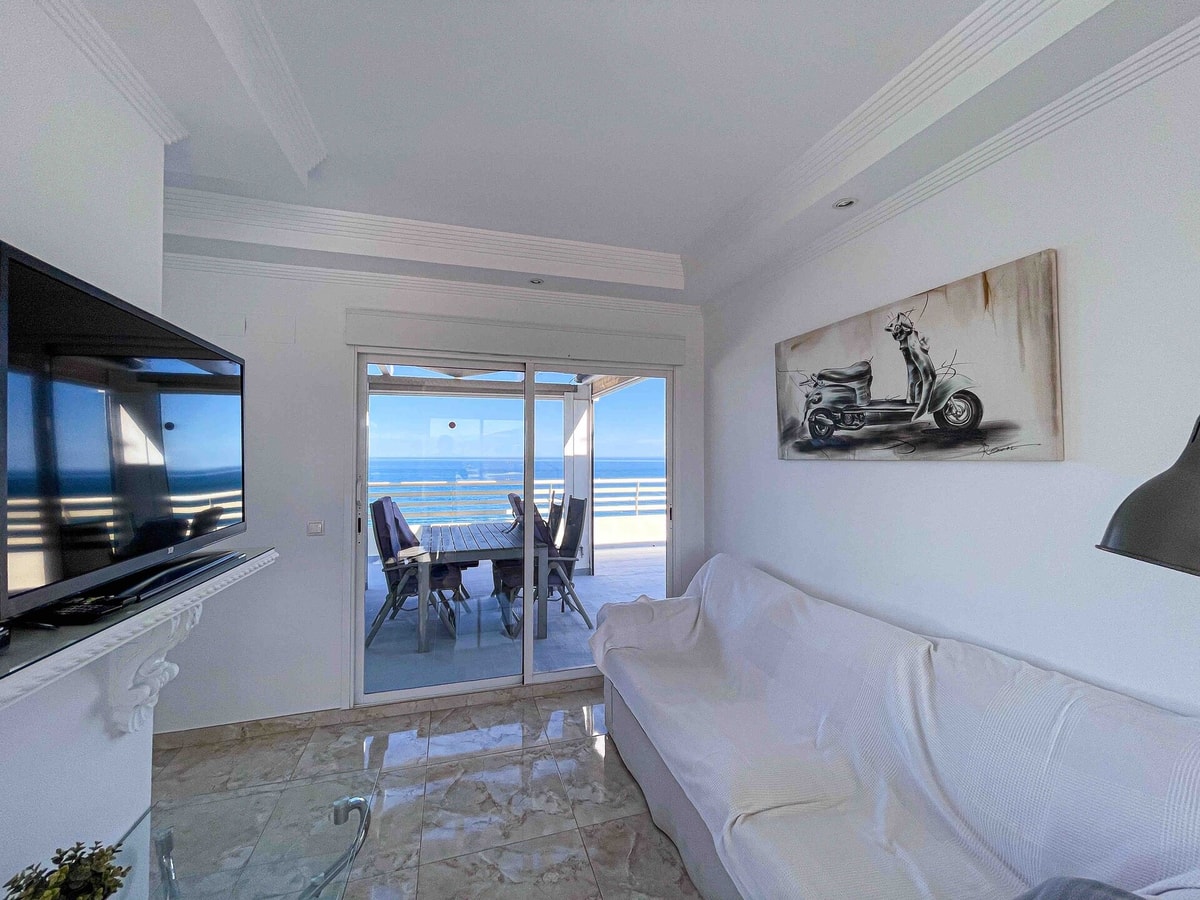 Stella - First line Penthouse with private parking 37 LYX homes
