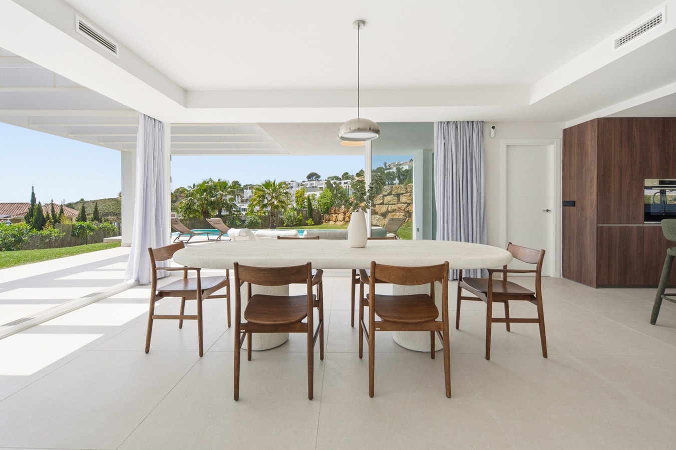 Villa Velaris | With Heated Pool, Cinema & Gym 25 LYX homes
