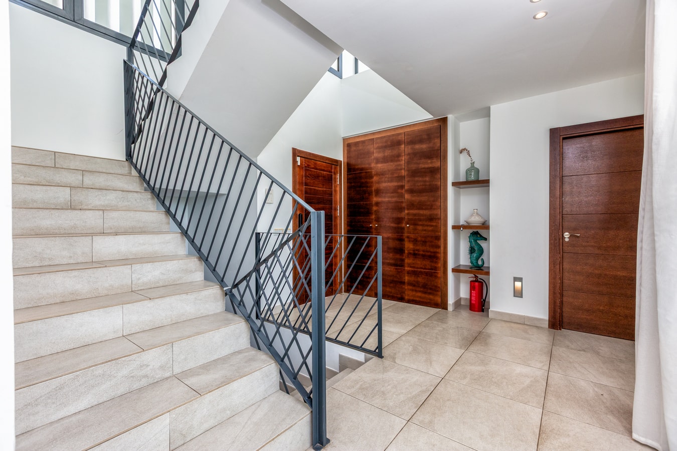 Villa Oasis | Private Pool & Jacuzzi | Sleeps 12 31 LYX homes