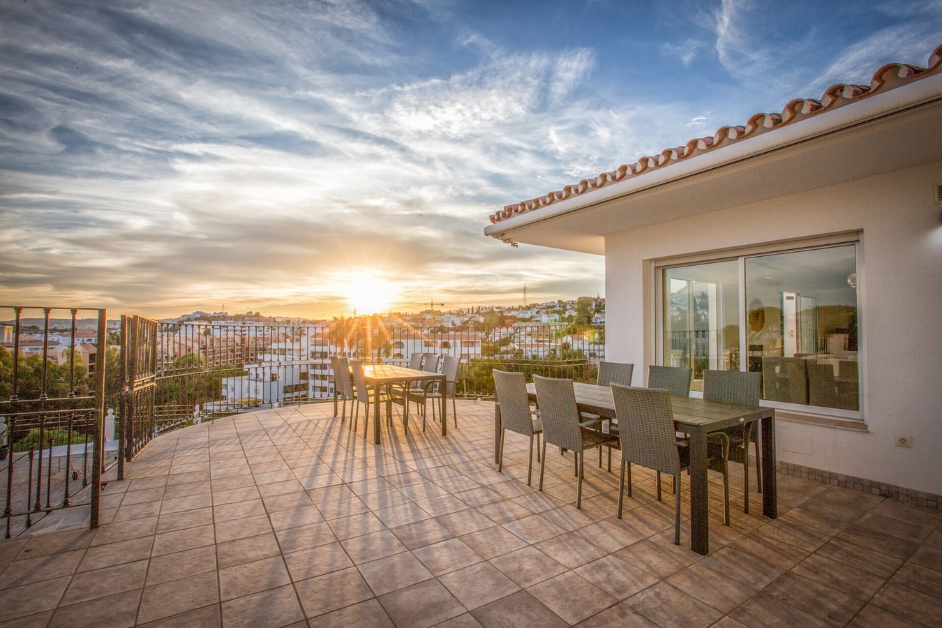 Nogali - Private heated pool-BBQ-sea view-parking 70 LYX homes