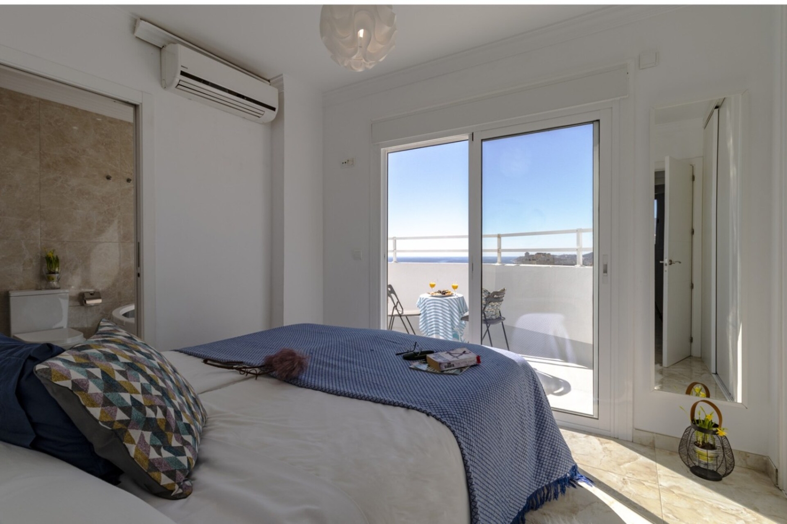 Ronda 3 frontline Penthouse in Los Boliches 15 LYX homes