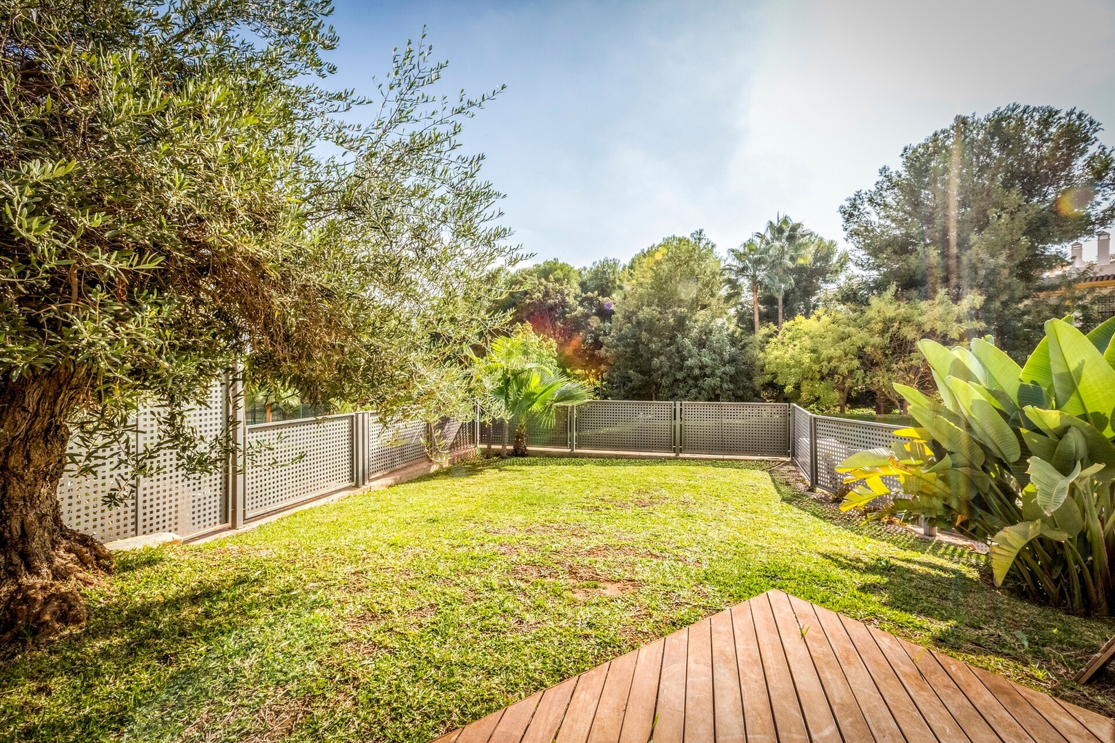 Green Lagoon - With Private pool 10 LYX homes