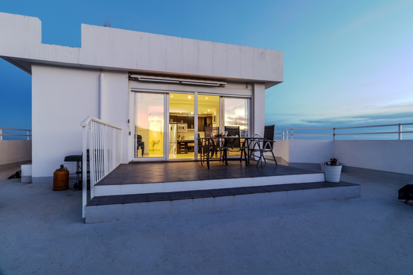 Ronda 3 frontline Penthouse in Los Boliches 3 LYX homes