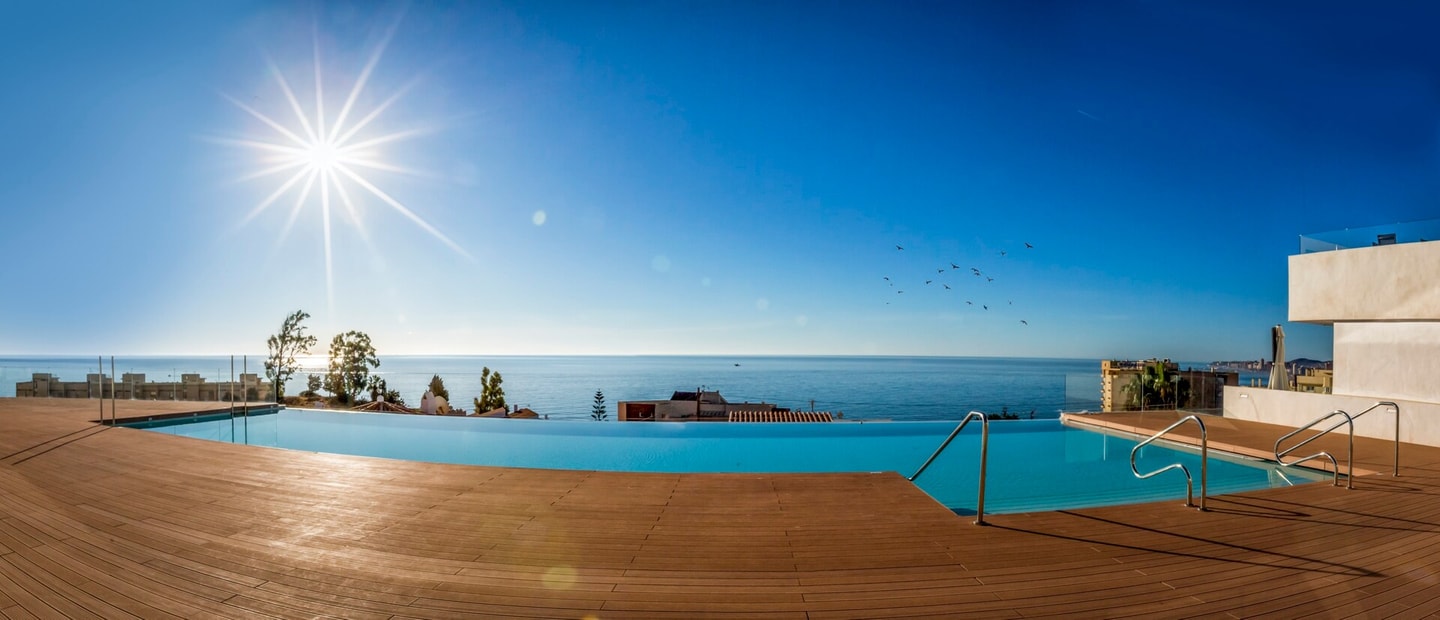 PALM BEACH B5 · Palm Beach - Family Home, Pool, Stunning Sea Views 16 LYX homes