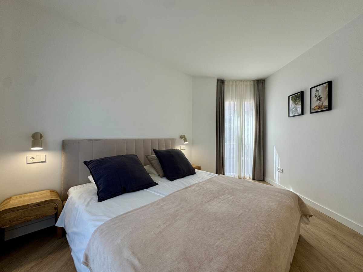 1 LYX homes