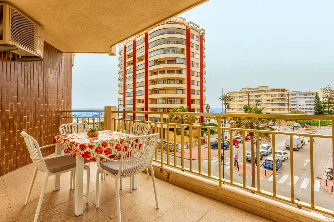 Doña Sofia Beachside Apartment 10 LYX homes