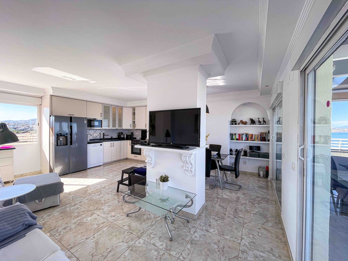 Stella - First line Penthouse with private parking 35 LYX homes