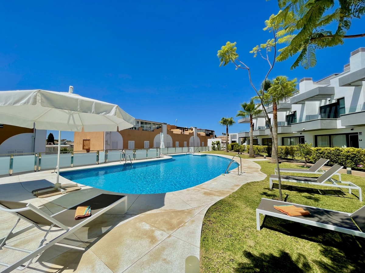 Casa Vistamar - Lovely family home with pool & BBQ 7 LYX homes