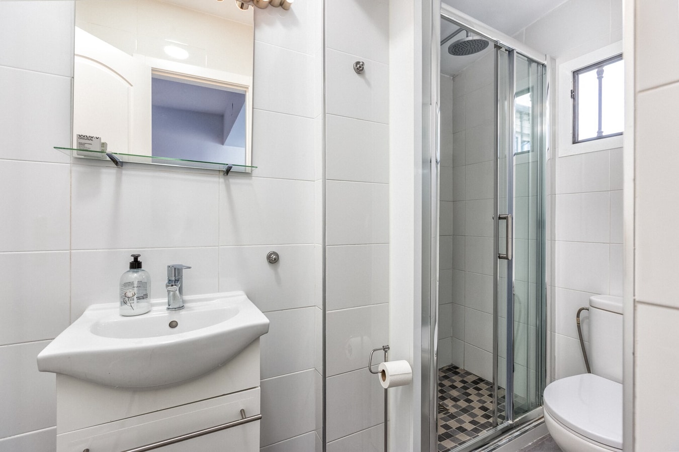 Nogali - Private heated pool-BBQ-sea view-parking 32 LYX homes