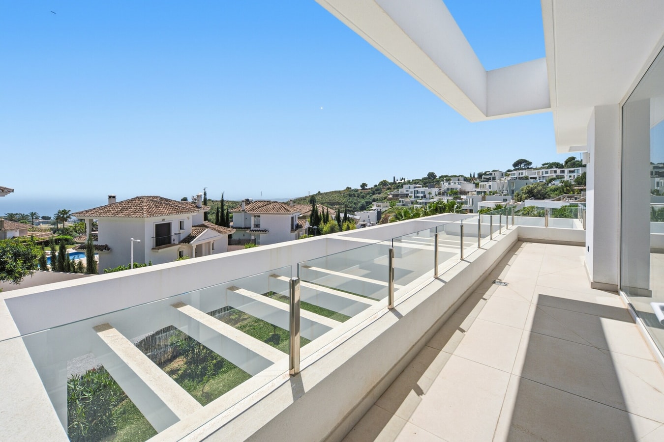 Villa Velaris | With Heated Pool, Cinema & Gym 48 LYX homes
