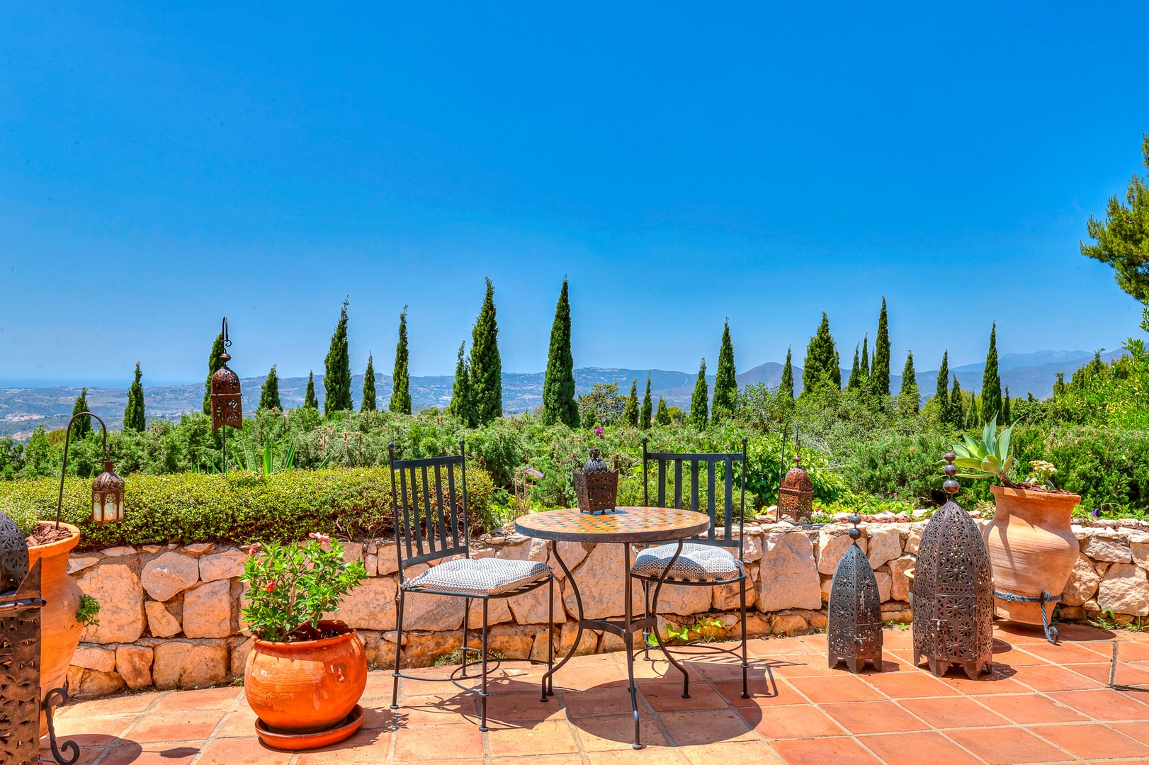 Hacienda El Cazador 18 LYX homes