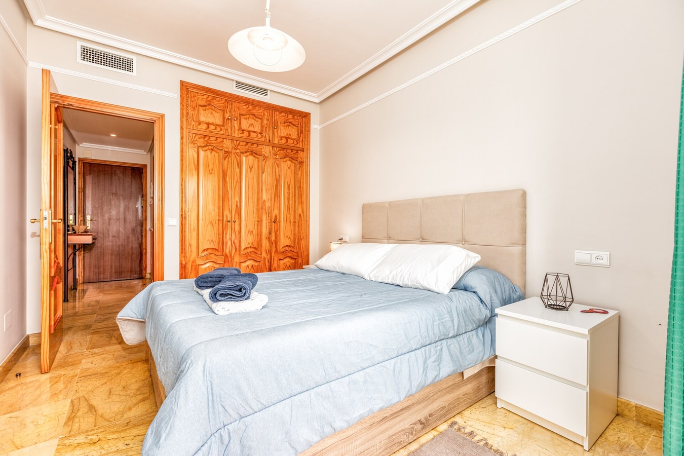 Doña Sofia Beachside Apartment 7 LYX homes