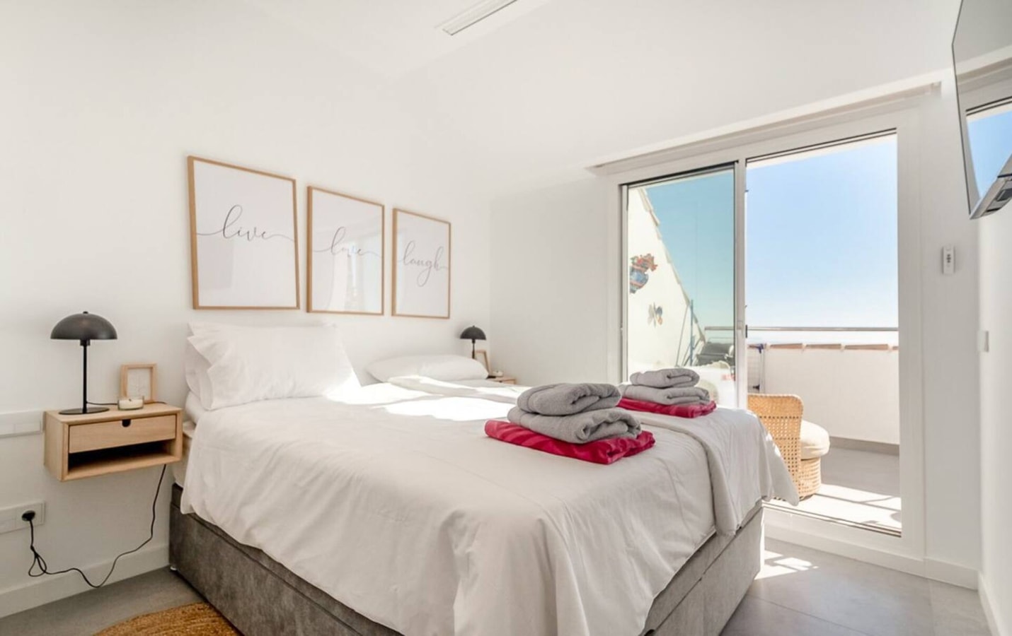 Castle View 2 - Heated pool, gym 10 LYX homes