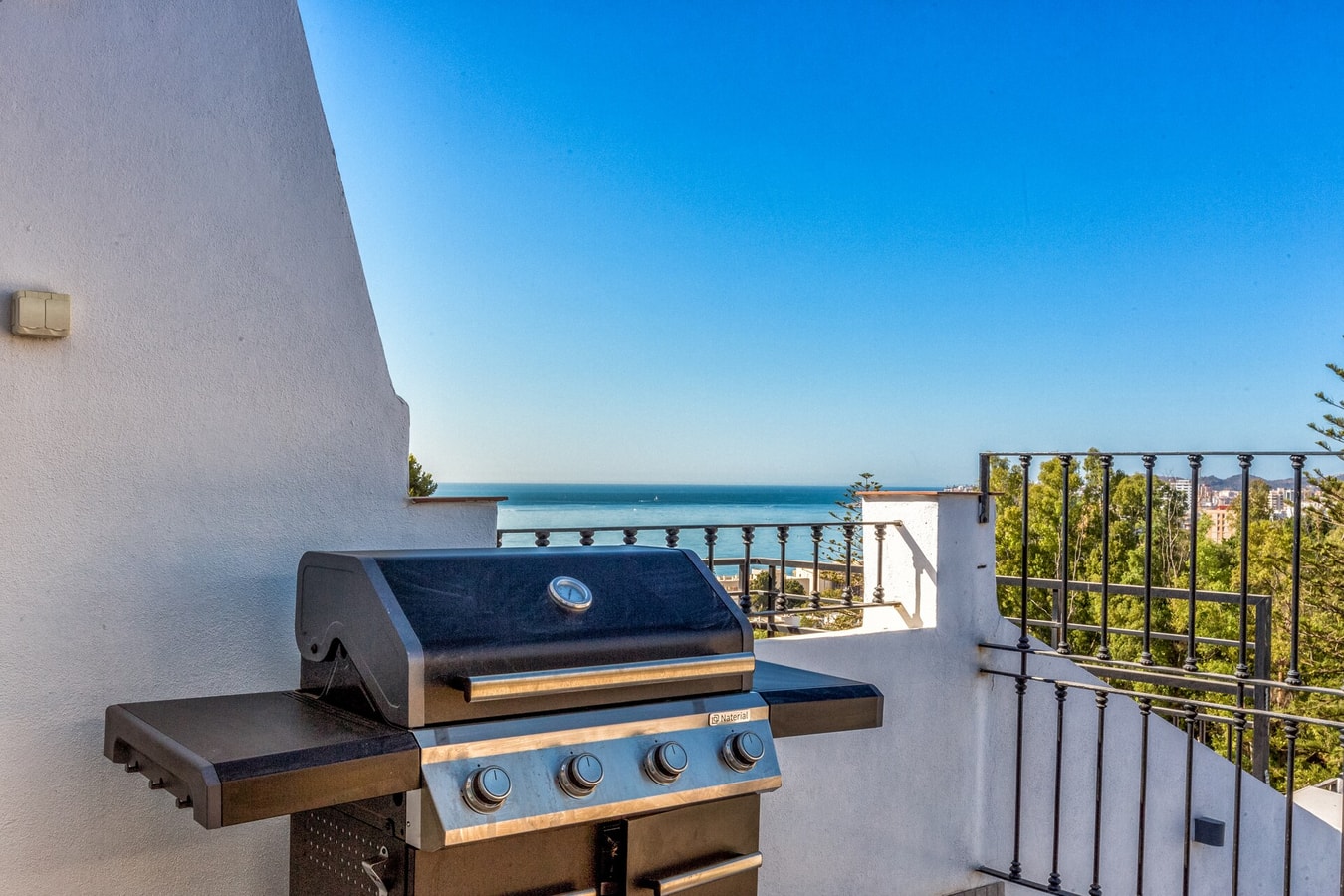 Nogali - Private heated pool-BBQ-sea view-parking 19 LYX homes