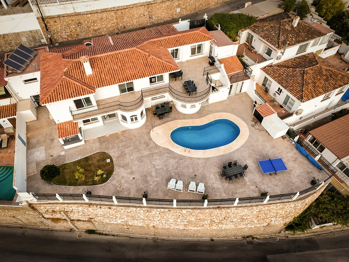 Nogali - Private heated pool-BBQ-sea view-parking 73 LYX homes