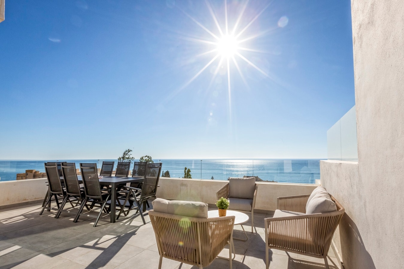 PALM BEACH B5 · Palm Beach - Family Home, Pool, Stunning Sea Views LYX homes