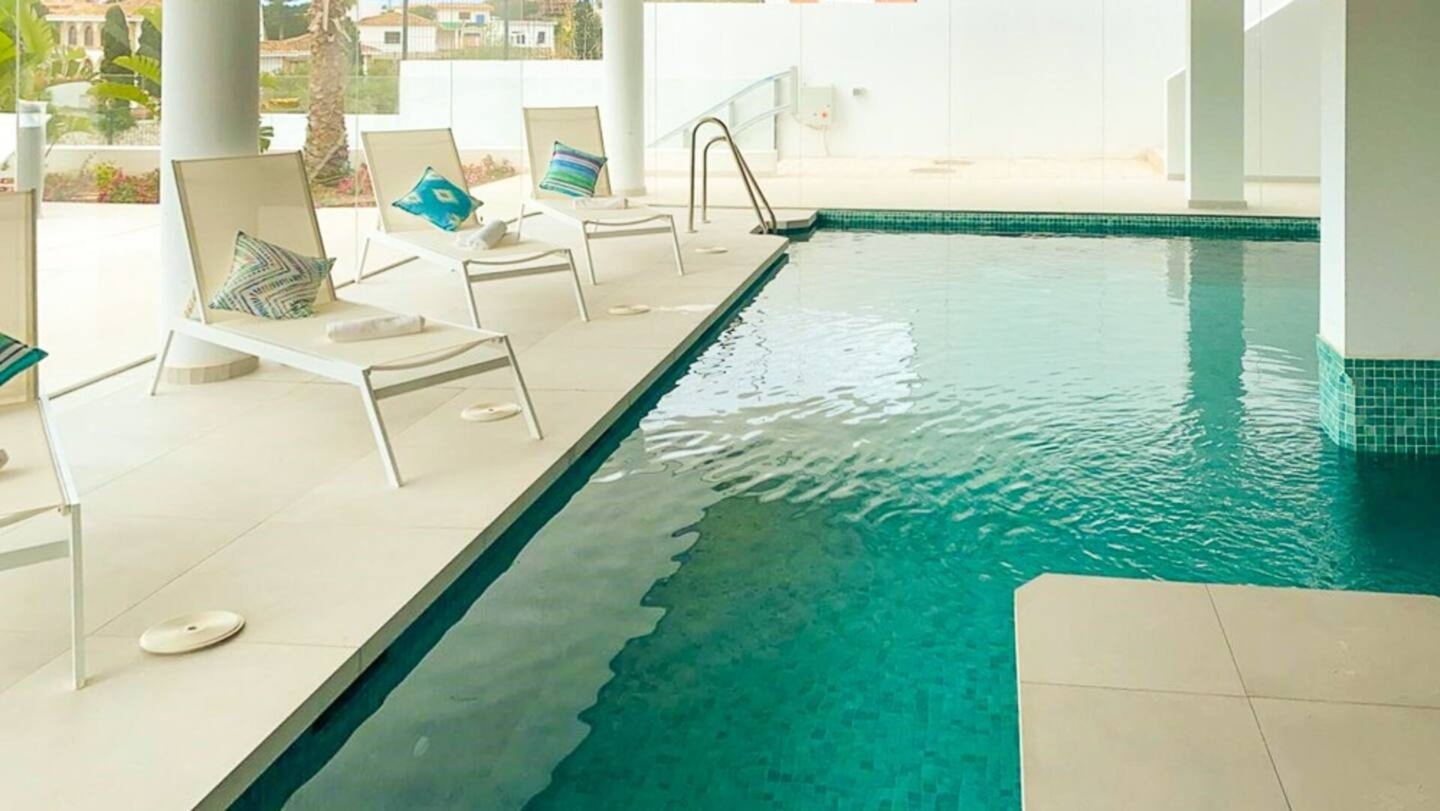 Castle view 1 - Heated pool, gym 11 LYX homes