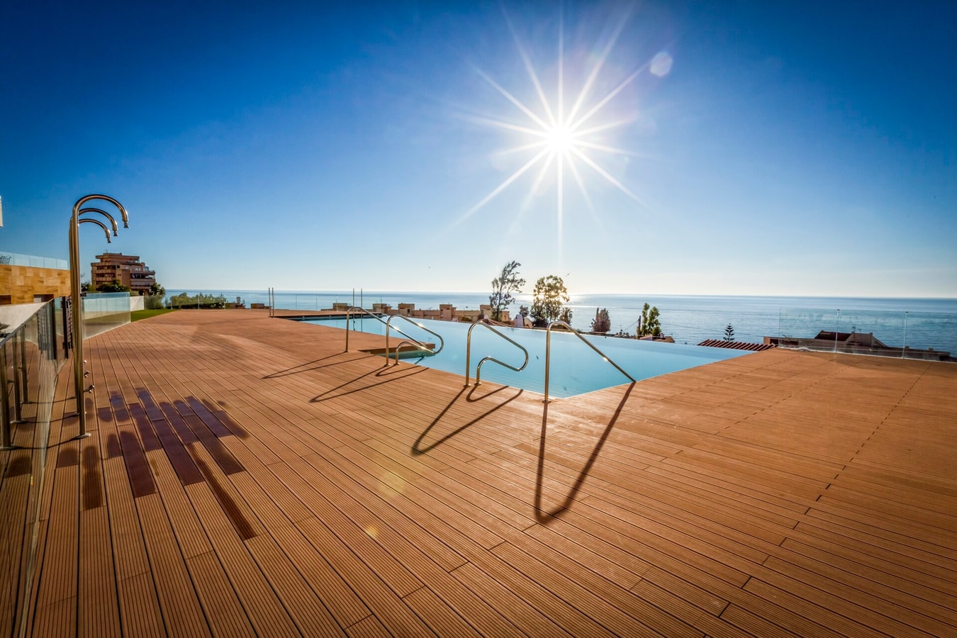 PALM BEACH B5 · Palm Beach - Family Home, Pool, Stunning Sea Views 19 LYX homes