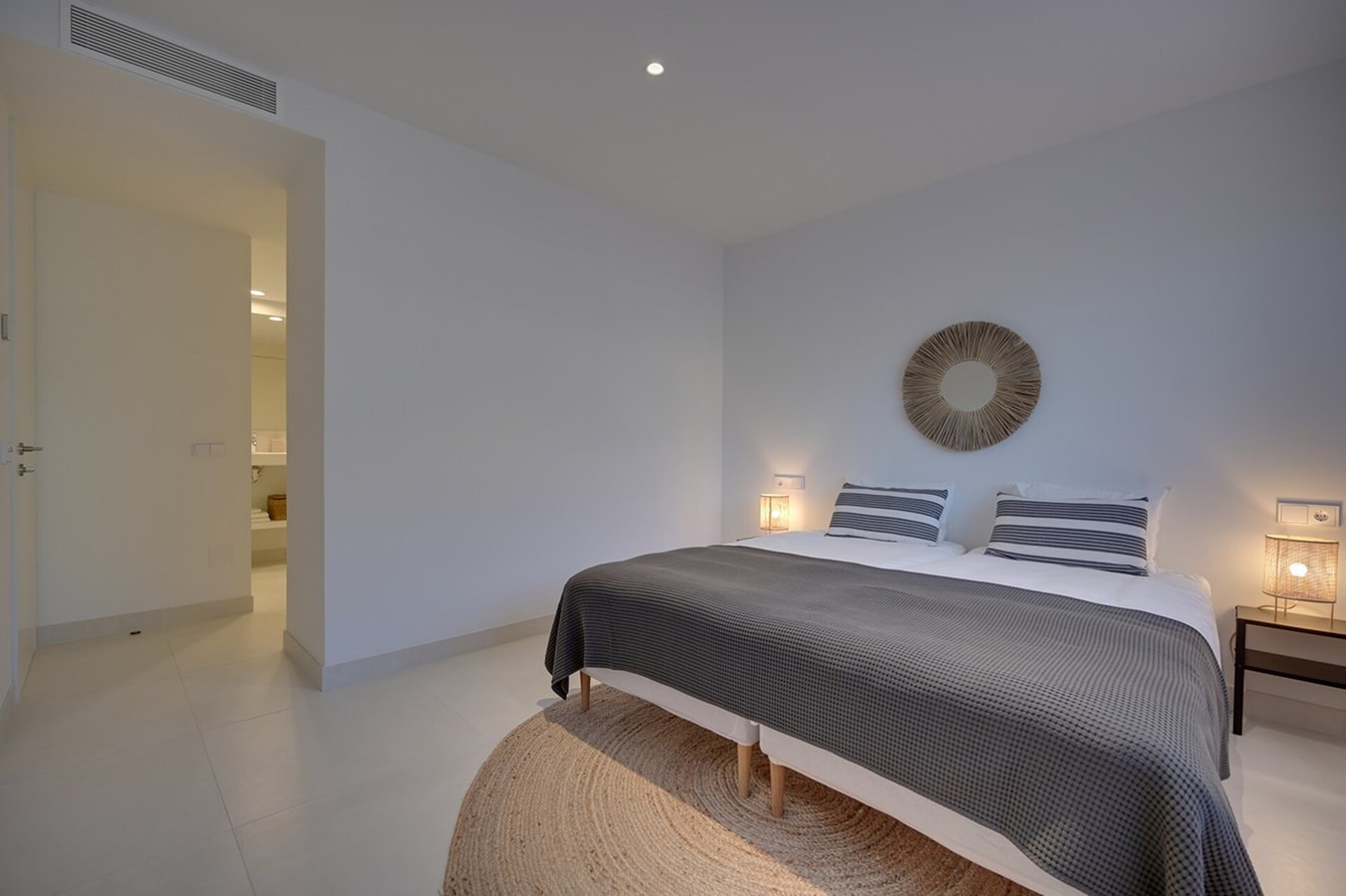 Higueron West217 6 LYX homes