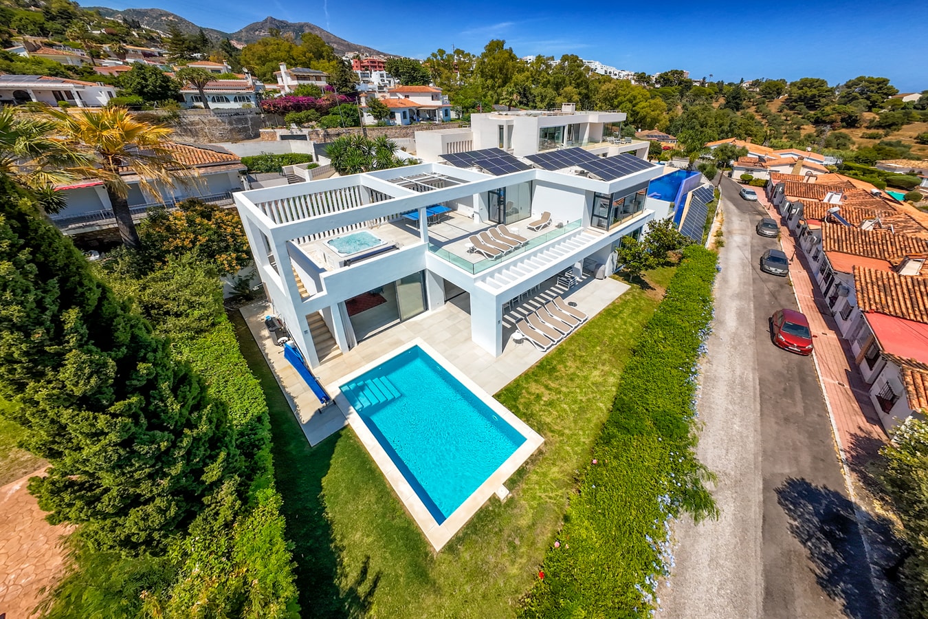 Villa Oasis | Private Pool & Jacuzzi | Sleeps 12 39 LYX homes