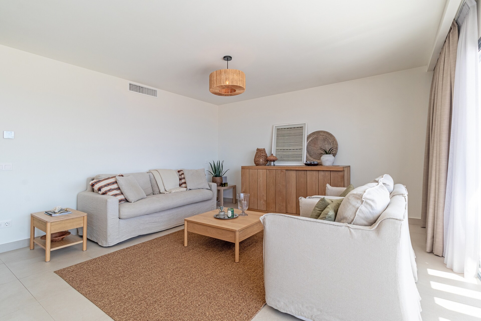 One Heights with panoramic views & shared pool 19 LYX homes