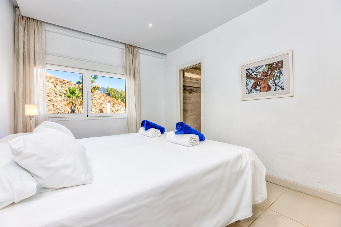Olimpo | Beachfront | Terrace | Panoramic Sea View 23 LYX homes