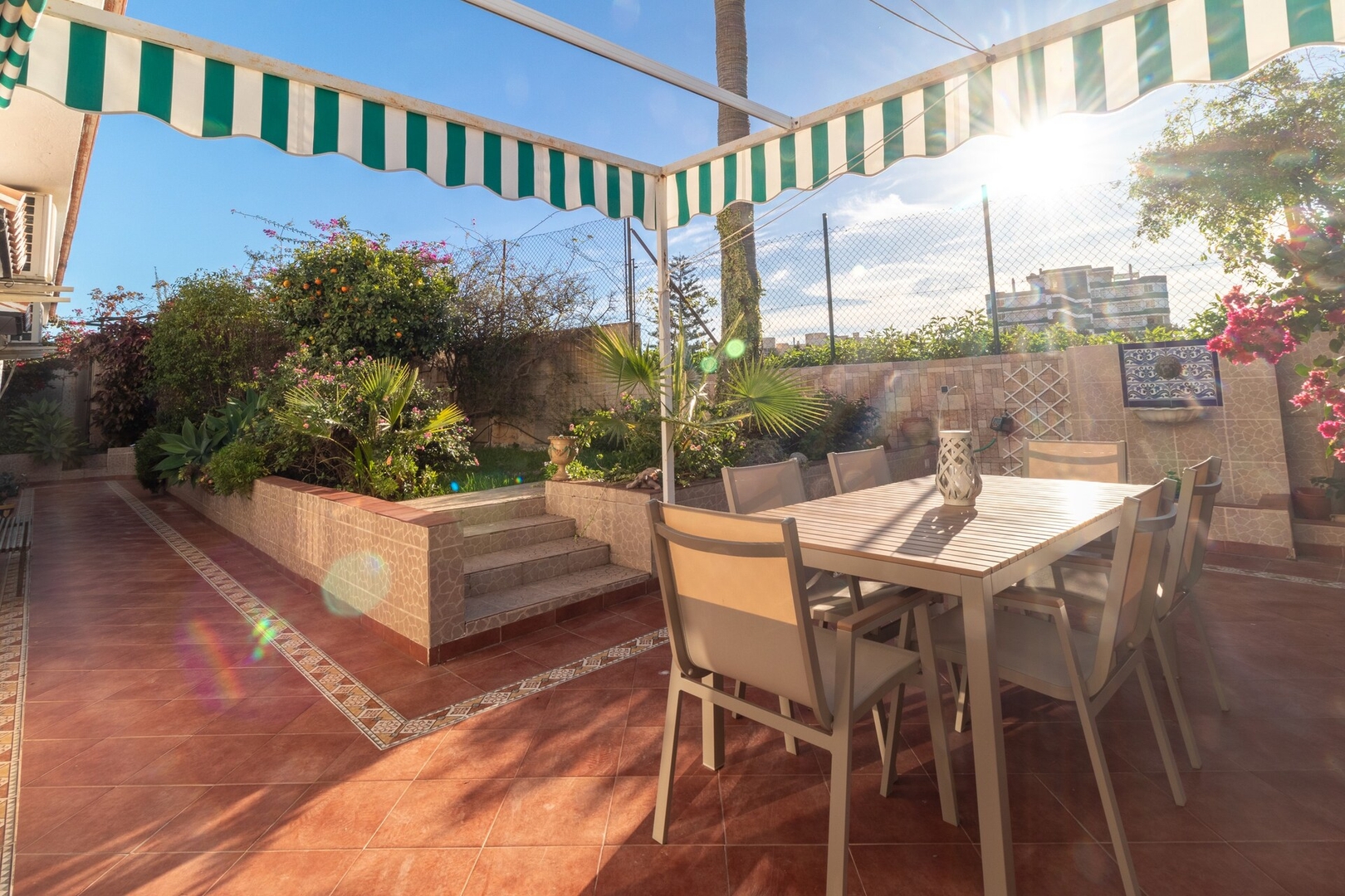 Torreblanca Patio Family Retreat 5 LYX homes