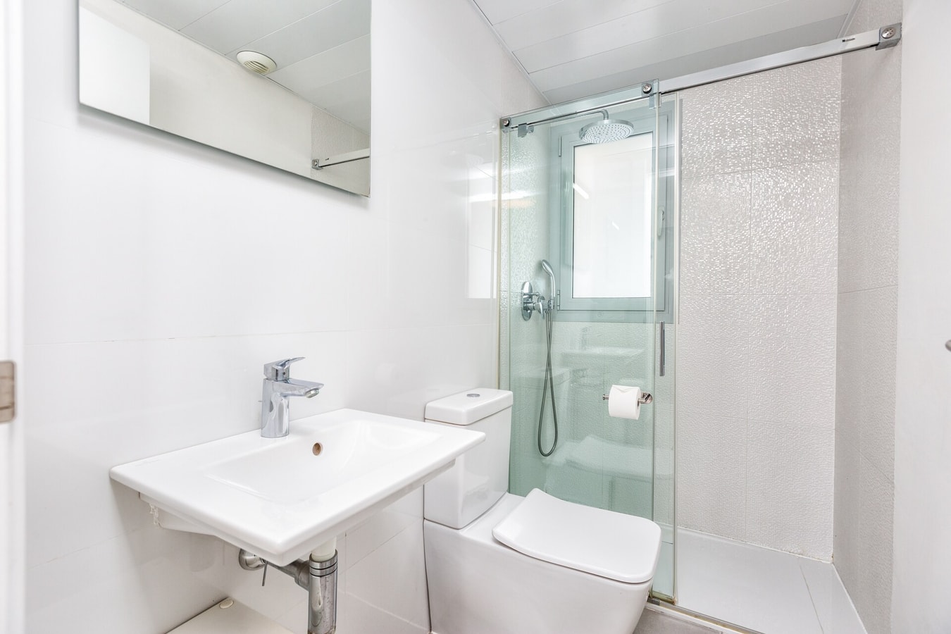 Peninsula · Peninsula / Terrace / Private parking / Pool 30 LYX homes