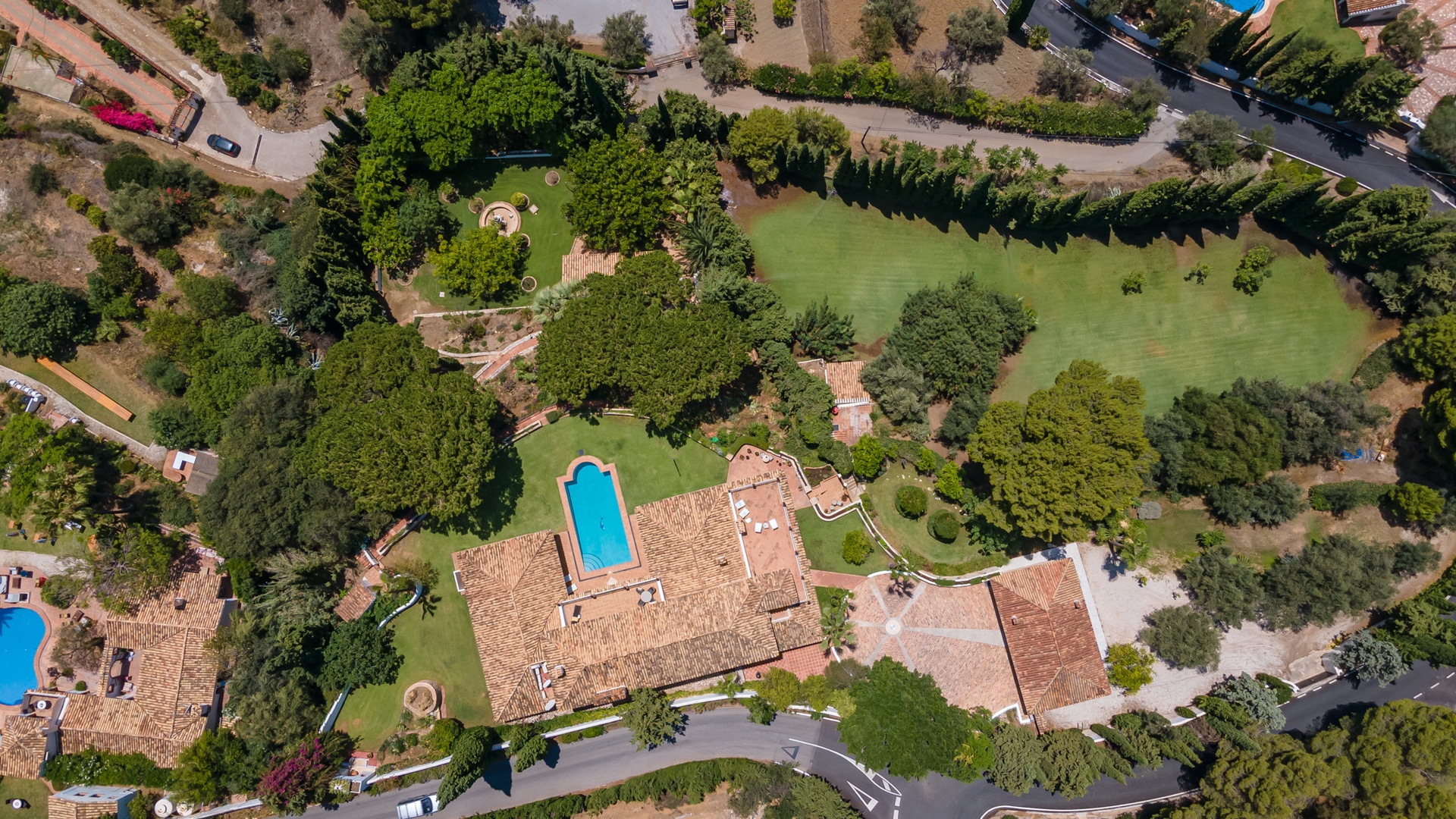 Hacienda El Cazador 12 LYX homes