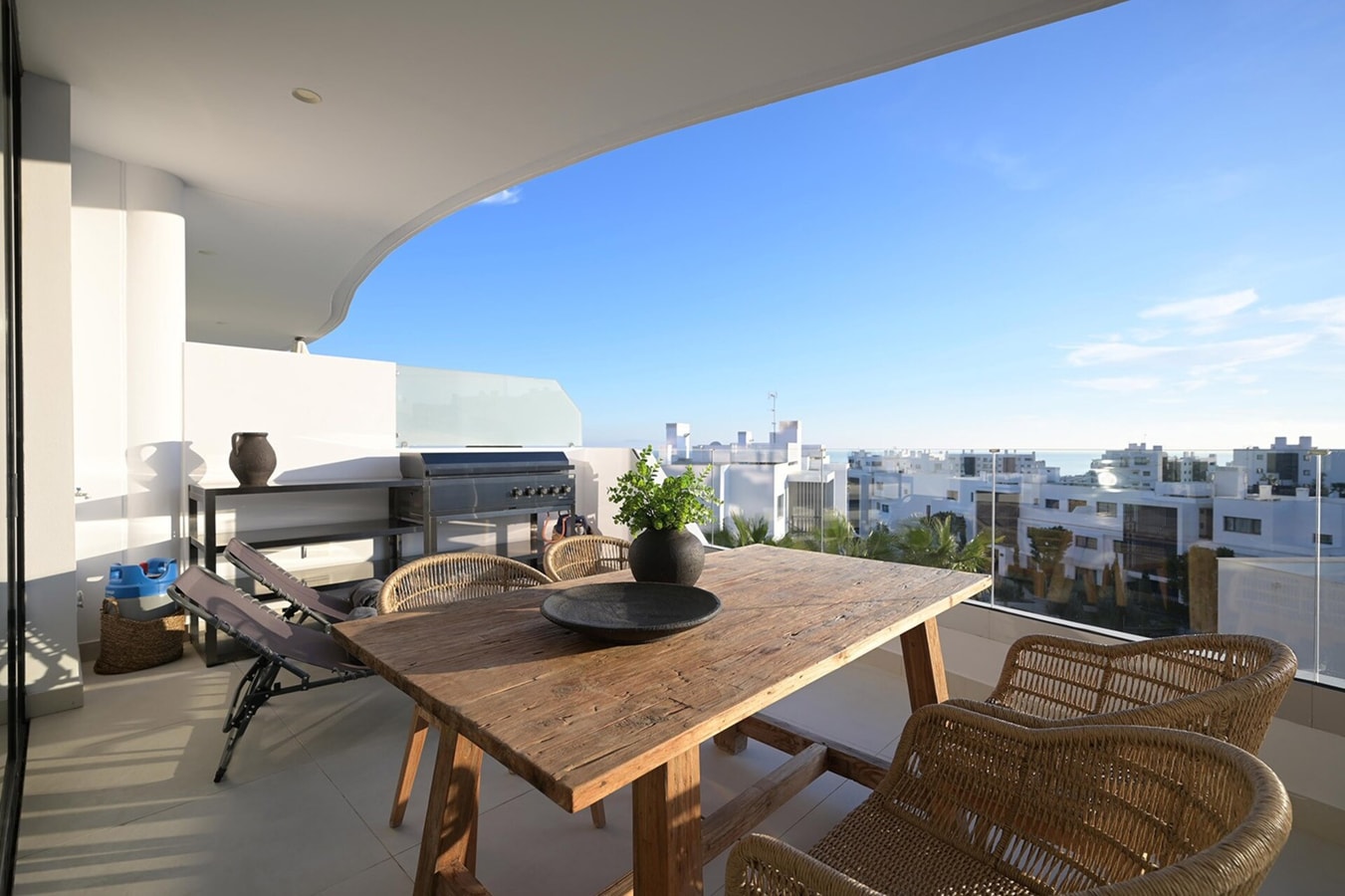 Higueron West217 5 LYX homes