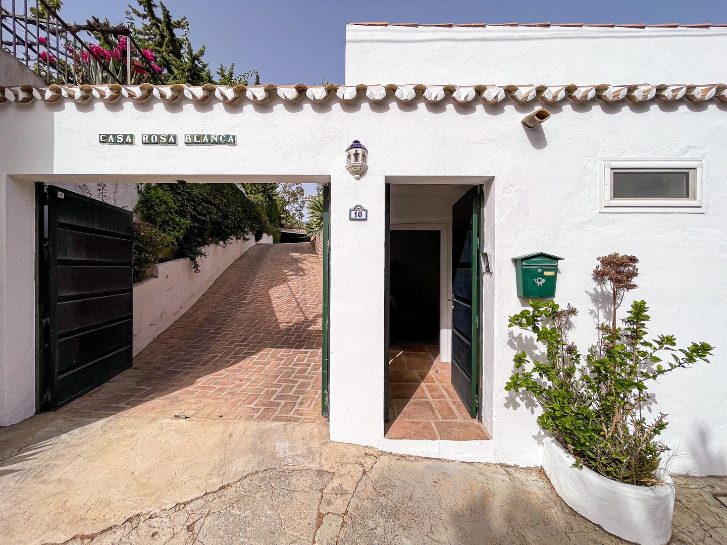 Rosa Blanca- private heated pool, views 63 LYX homes