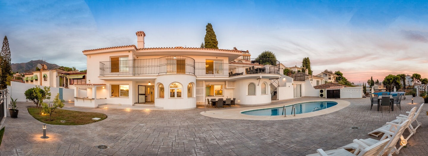 Nogali - Private heated pool-BBQ-sea view-parking 62 LYX homes