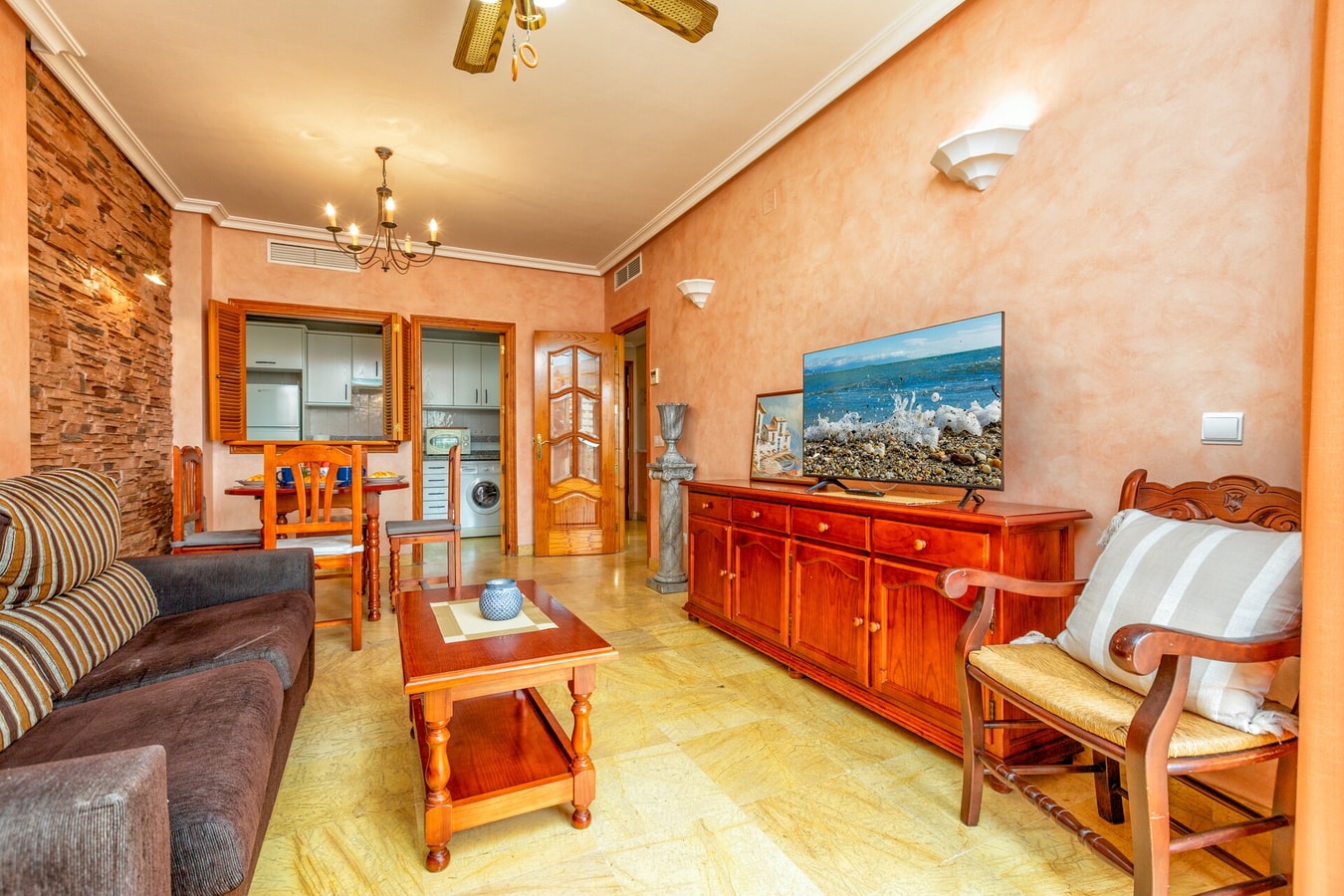Doña Sofia Beachside Apartment 14 LYX homes