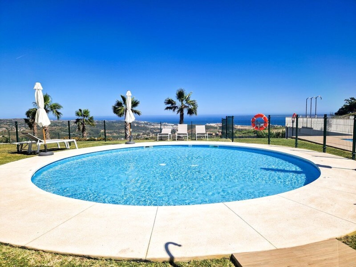 One Heights with panoramic views & shared pool 38 LYX homes