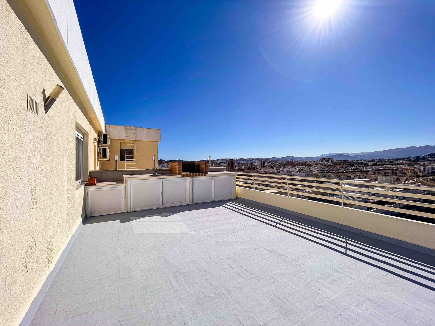 Stella - First line Penthouse with private parking 29 LYX homes