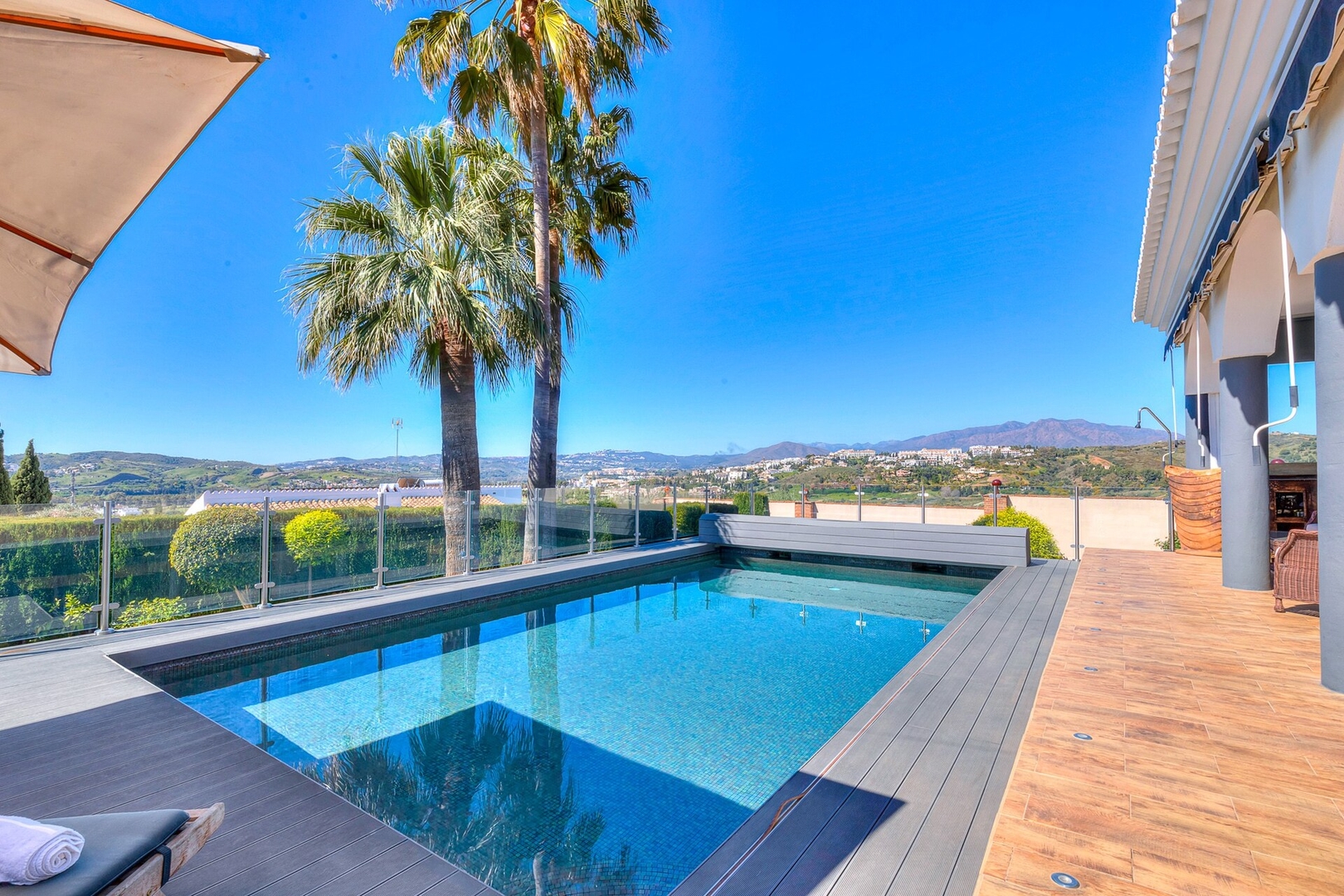 Villa Panorama 25 LYX homes