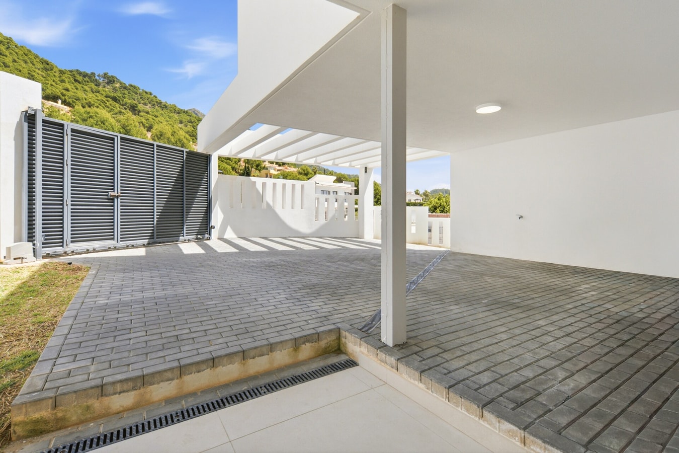 Villa Velaris | With Heated Pool, Cinema & Gym 44 LYX homes