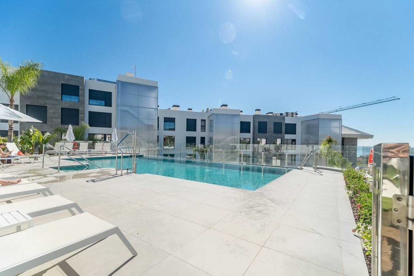 Castle View 2 - Heated pool, gym 13 LYX homes