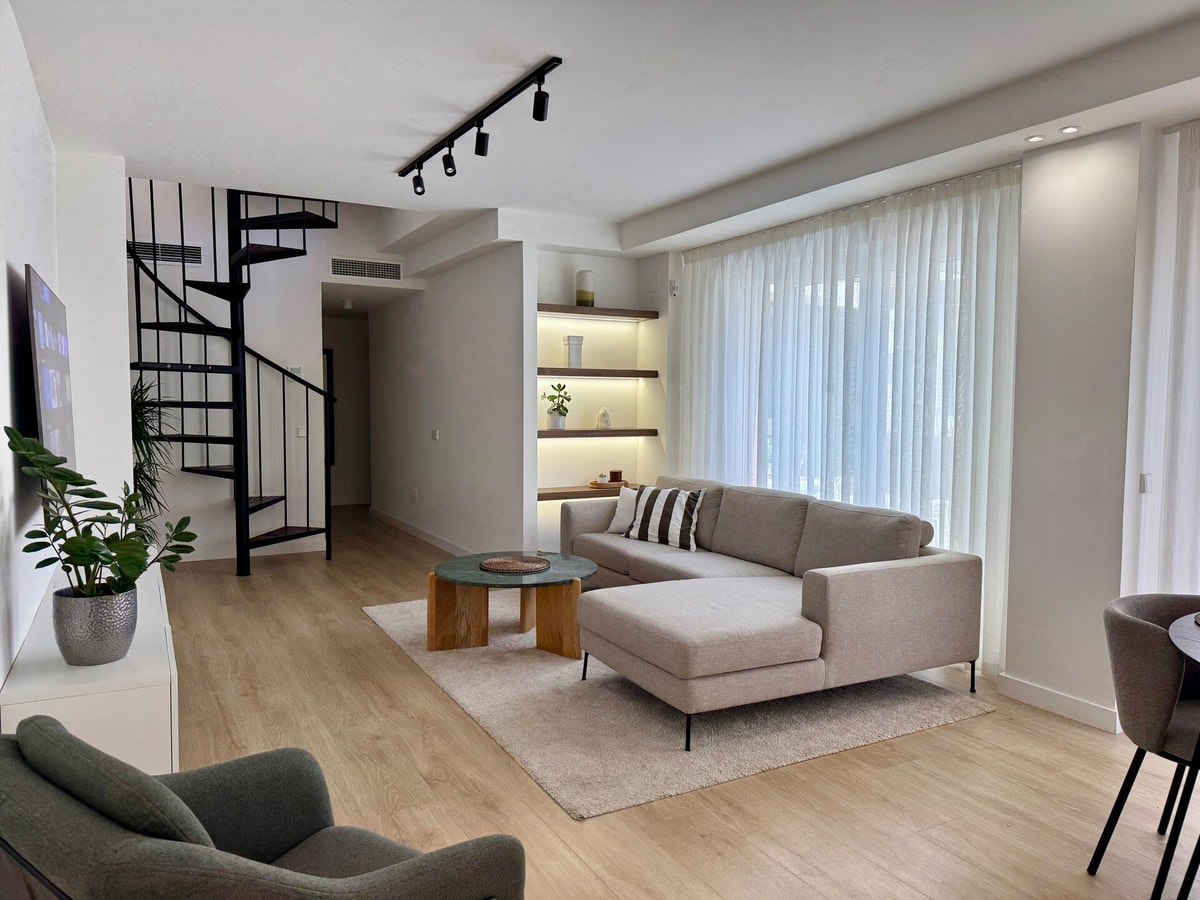 7 LYX homes