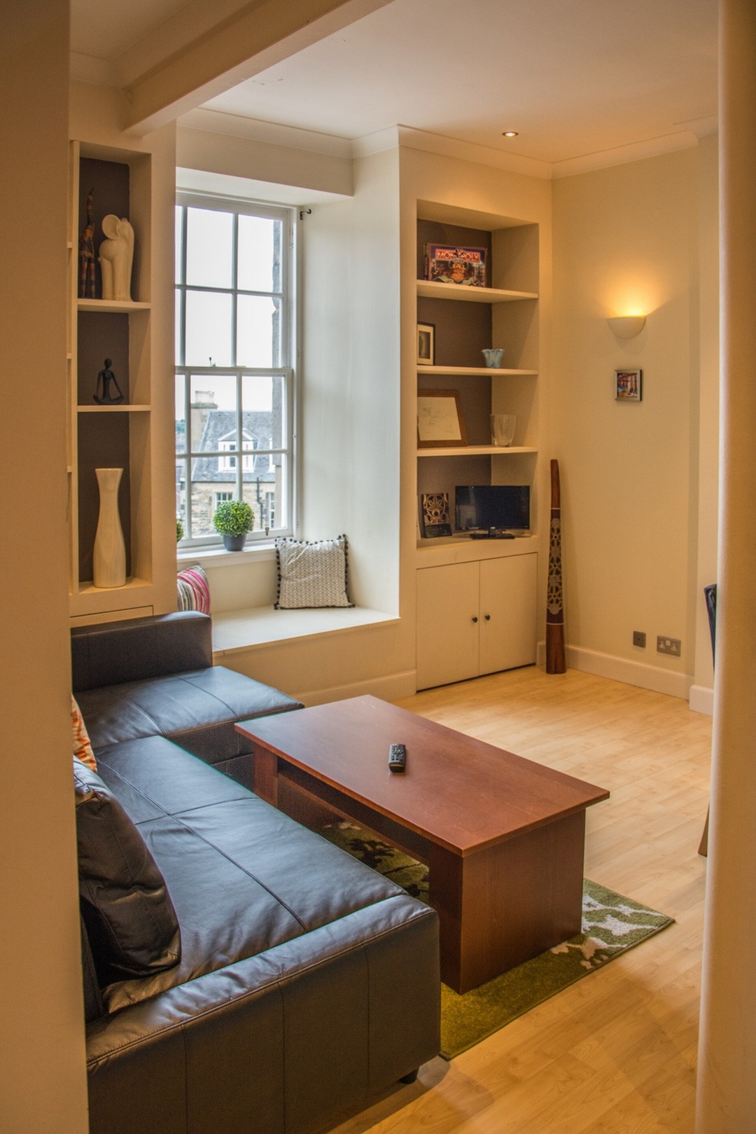 Edinburgh Heritage 8 Click And Rent