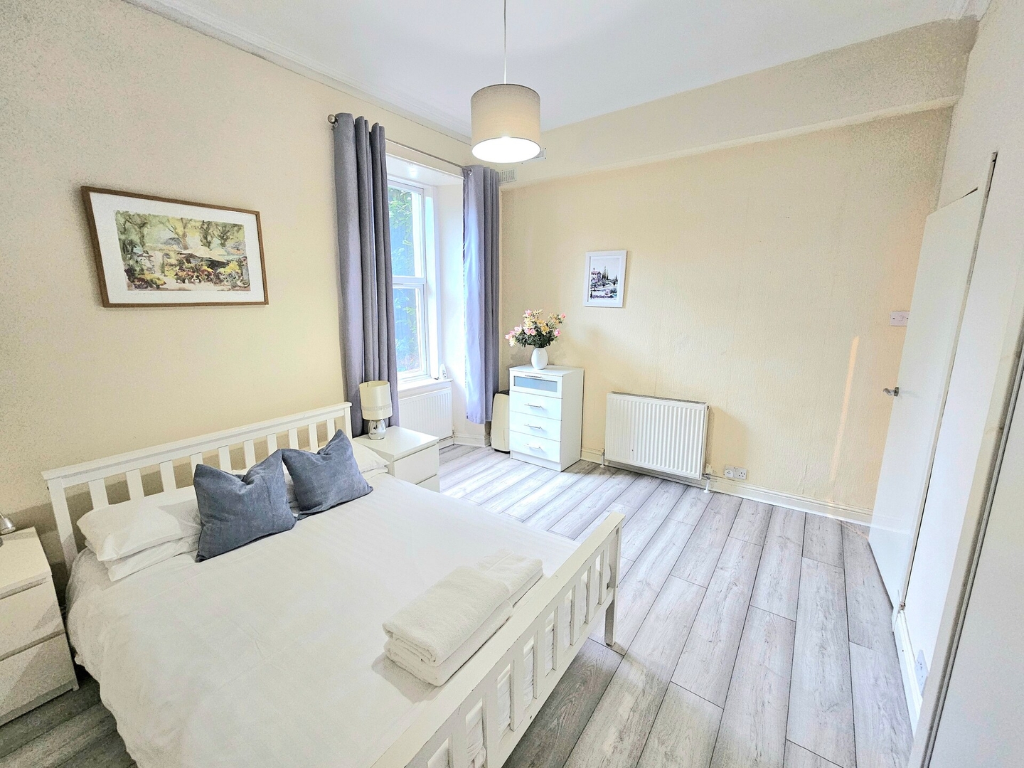 Beautiful Travelers Apartment - Salmond Place 9 Click And Rent