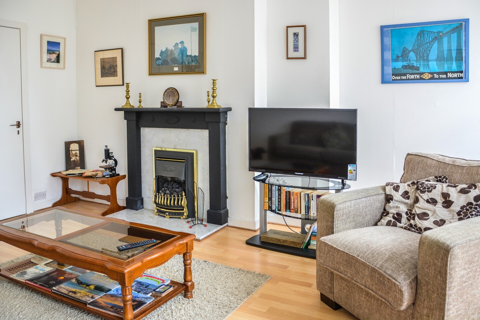 Lovely Flat at the Heart of The Royal Mile 0 Click And Rent