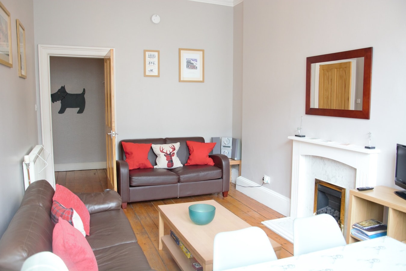 Elm Row Spacious and Central Click And Rent