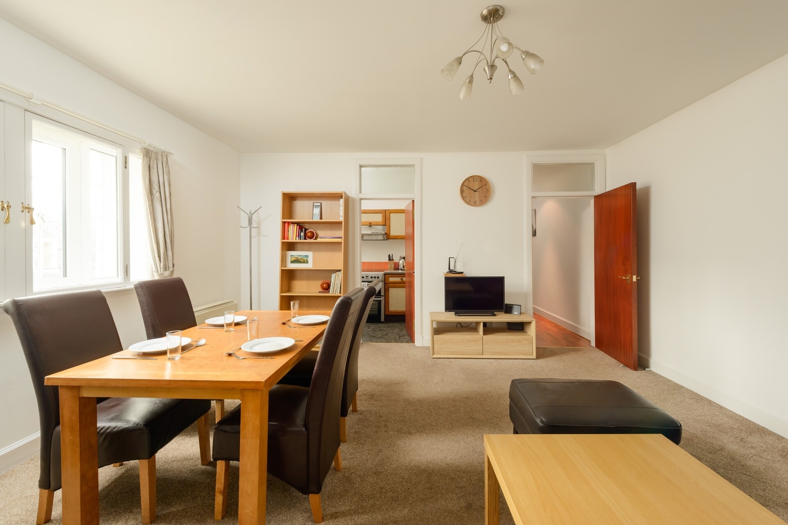 Historic Apartment in Old Town 9 Click And Rent