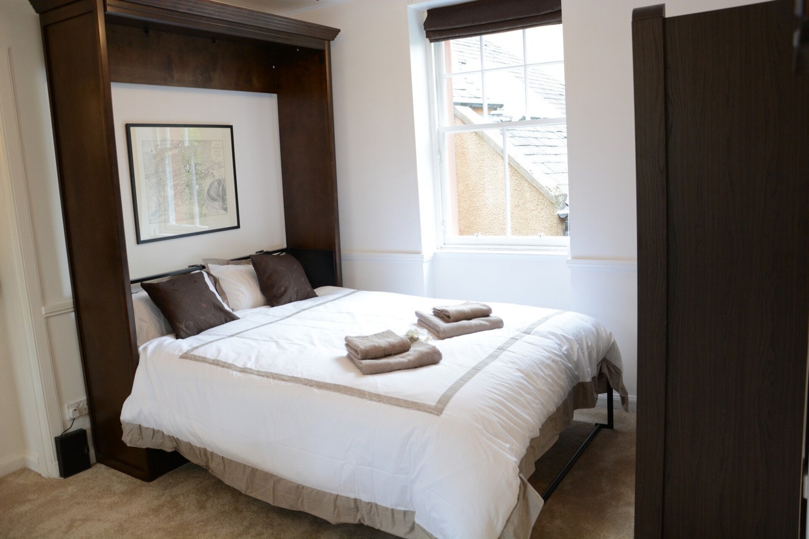 Castleview and Secret Garden Studio 7 Click And Rent